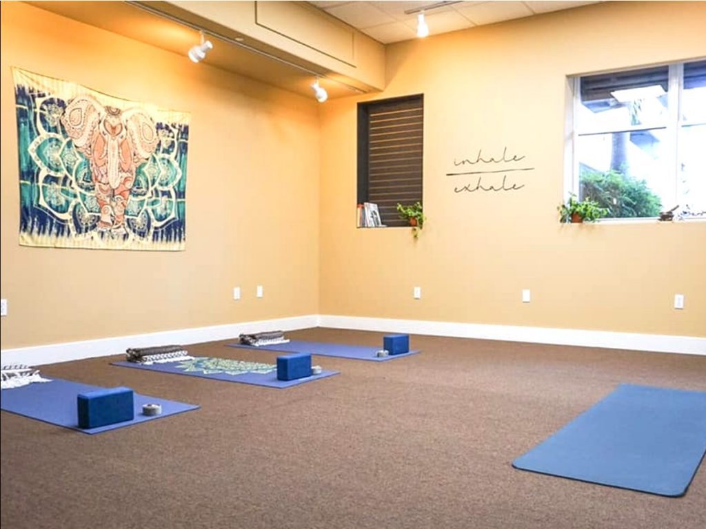 High Vibe Studio Brings Yoga to Downtown Bradenton