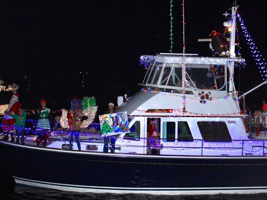 Celebrate the Season at the 22nd Annual Manatee River Boat Parade